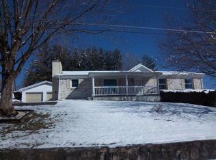 308 Walker Ave, North Tazewell, VA 24630