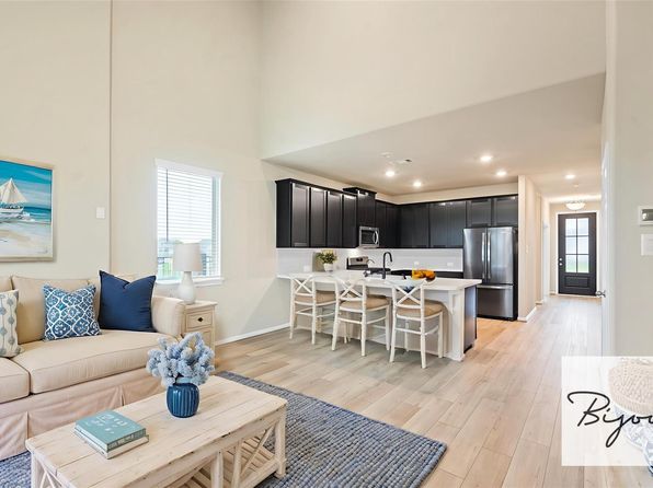2472 Fairway Harbor Dr