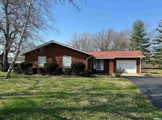 10555 Lincoln Rd, Benton, IL 62812