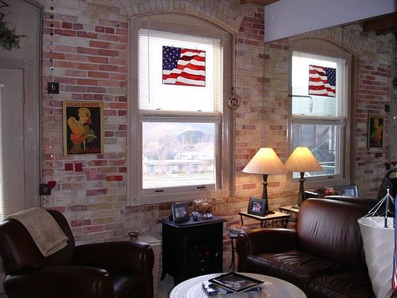 4th image of 110 N Harbor Dr Unit 313