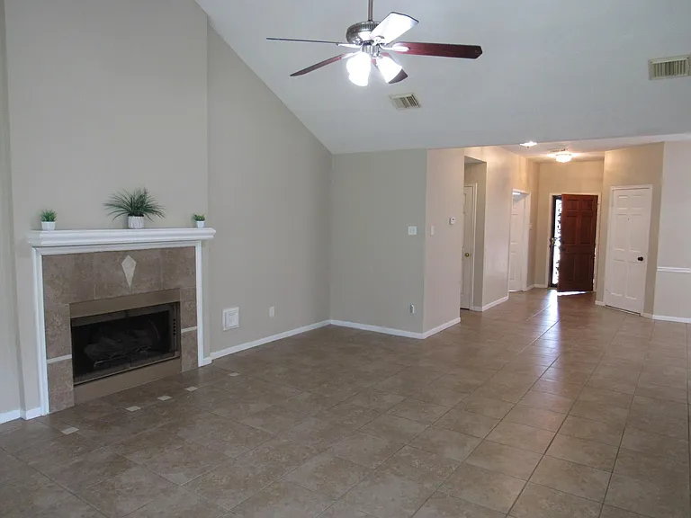 10139 Cedaredge Dr — Photo 6