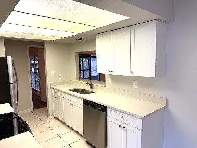 5012 Country Hills Dr — Photo 12