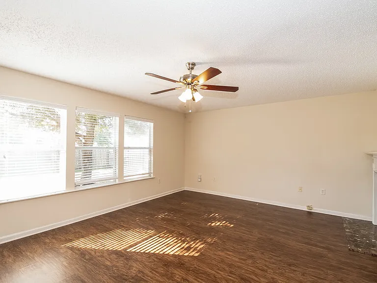 11558 Brian Lakes Dr — Photo 3