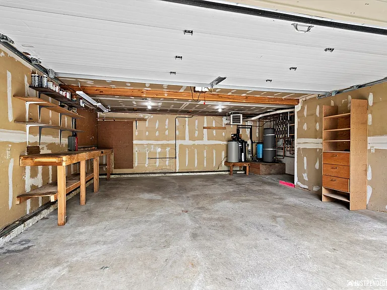 13020 Lupine Rd — Photo 48