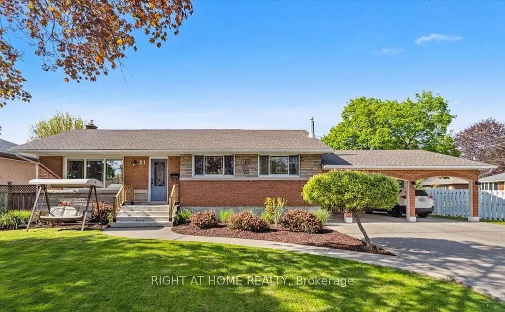 5 bed, $3,100 — Photo 1