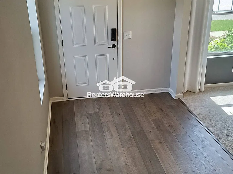 1105 Farrier Rd — Photo 3