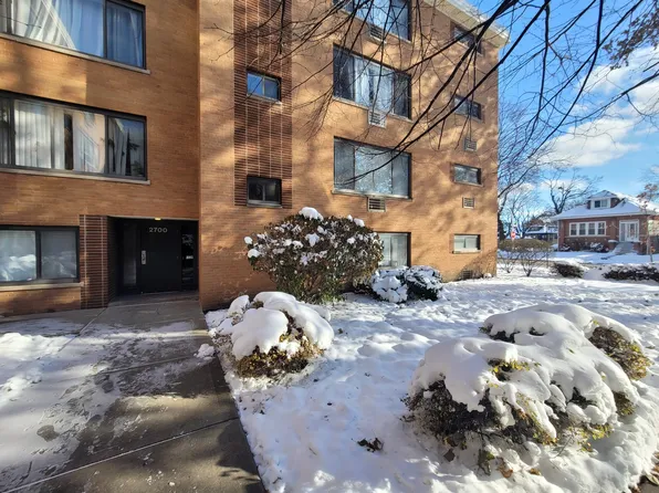 2700 W Lunt Ave APT 201, Chicago, IL 60645