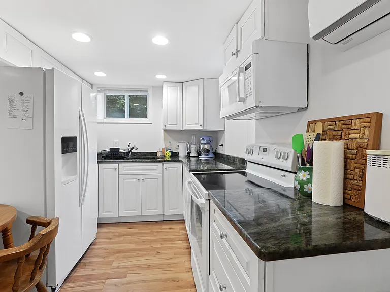 3539 Porter St NW — Photo 2