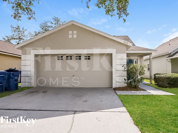 1909 Falling Star Ln