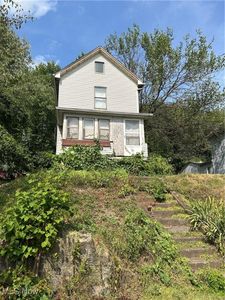 77 Wilhelm St, Struthers, OH, 44471