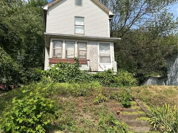 77 Wilhelm St, Struthers, OH 44471