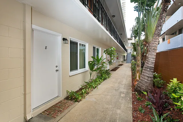 242 Kaiulani Ave — Photo 5