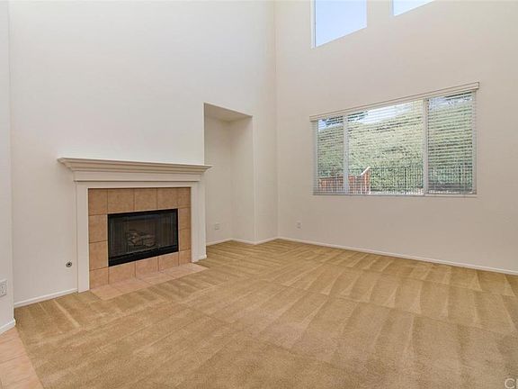 3rd image of 30588 Parkview Ln