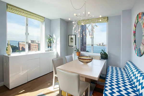 Sold by LG Fairmont Group | media 22