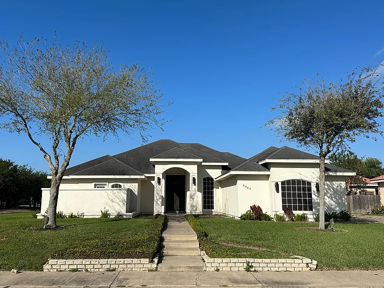5343 Rustic Manor Dr — Photo 1