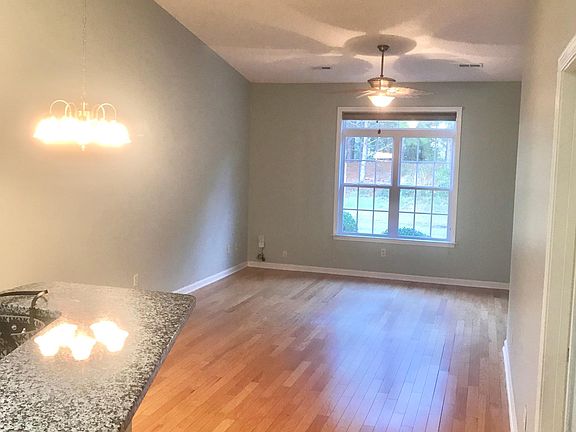 3rd image of 107 Jansen Ln