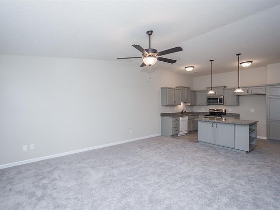5th image of 3825 Capella Ln #5-302