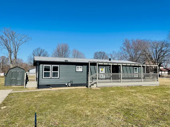 237 E Columbia St, Andrews, IN 46702