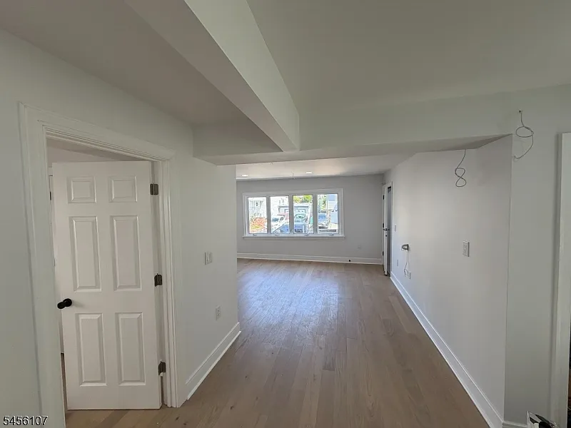 3 bed, 1.0 bath, $3,200 — Photo 2