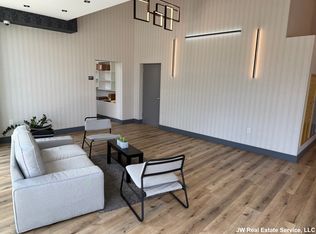 60 Cross St E #207, Somerville, MA 02145