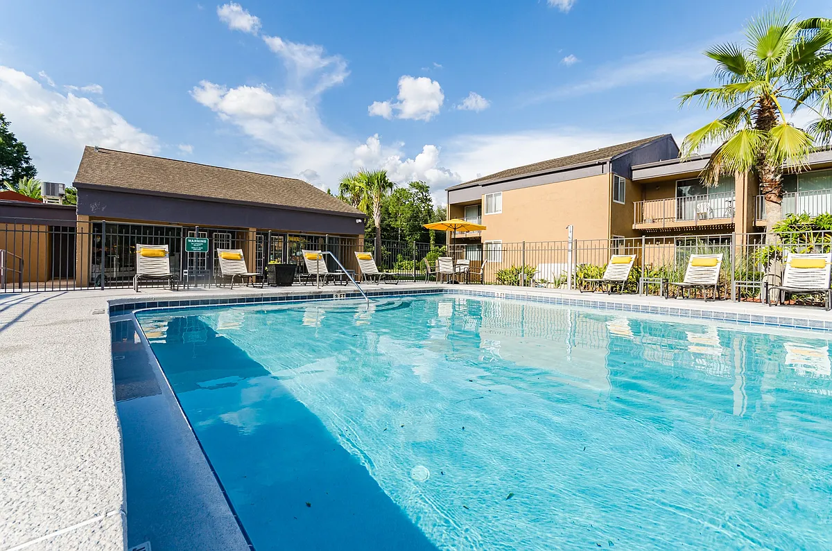 Building Photo - Palms at Ortega