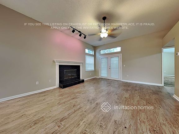 3rd image of 1163 Radis Pl