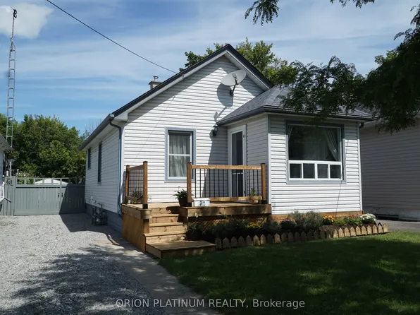 37 Chetwood St, Saint Catharines, ON L2S 1K3