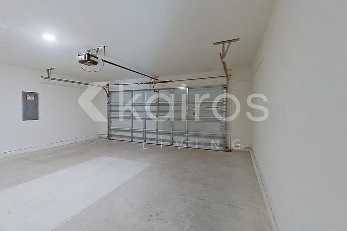 8610 SW 44th Ct — Photo 17