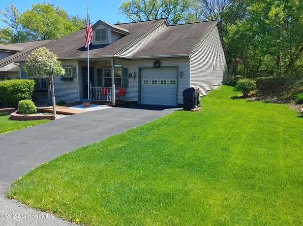 138 Cannonball Path, Ticonderoga, NY 12883