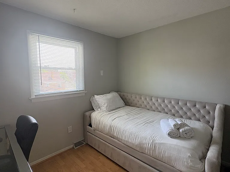 1516 Cumberland St — Photo 12