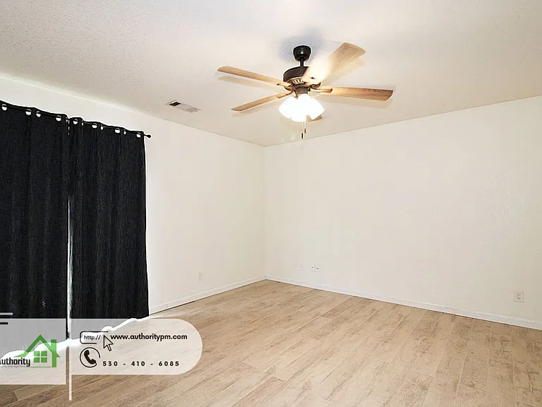 1722 Almaden Dr — Photo 18