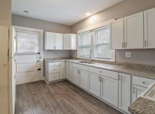 243 Oakwood Ave, Hammond, IN 46324