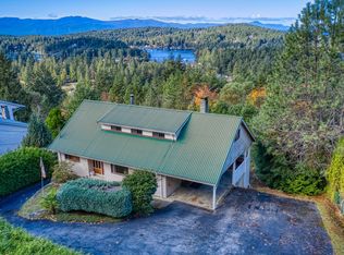 12873 Dogwood Dr, Sunshine Coast, BC V0N2H1