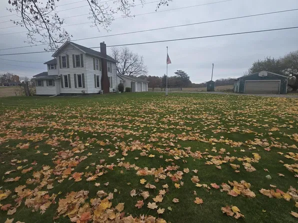 10687 Charlotte Hwy, Portland, MI 48875