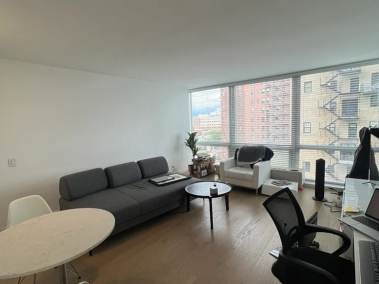 2400 N Lakeview Ave #1016 — Photo 10