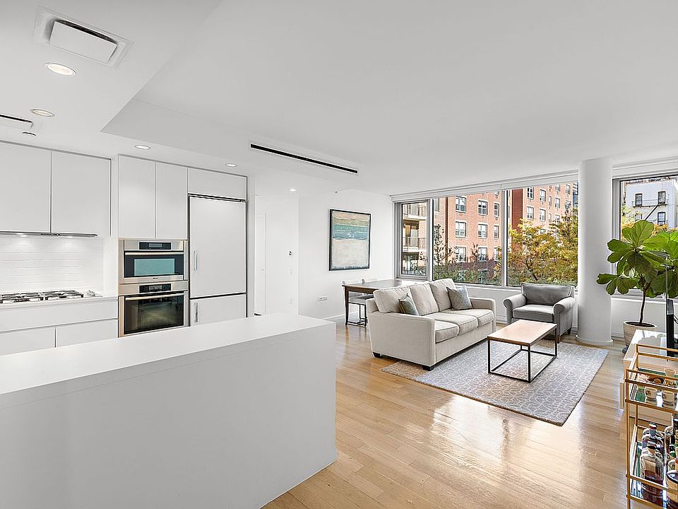 1st image of 425 W 53rd St APT 402