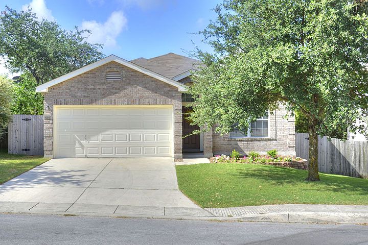 1st image of 2418 Encino Cedros