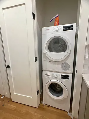 Laundry, photo 1
