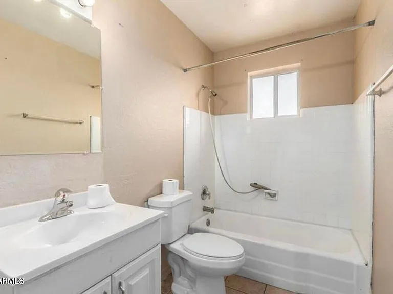 7101 N 36th Ave #128 — Photo 8