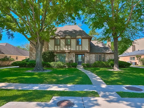 Country Village neighborhood is located off of Briar Forest in between Dairy Ashford & Kirkwood.