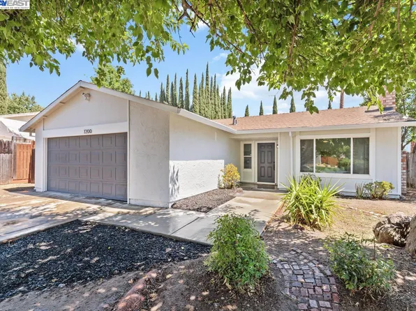 7200 Candlestick Way, Sacramento, CA 95842