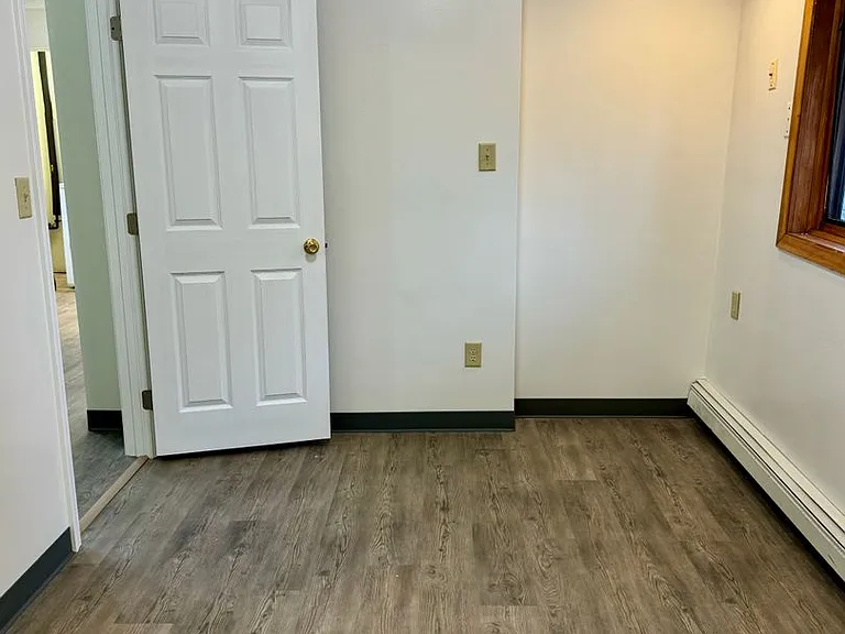 2021 Blueberry St — Photo 3