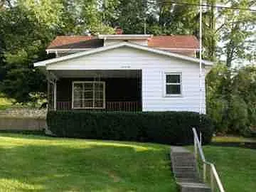 34 W Crescent Ave photo 1