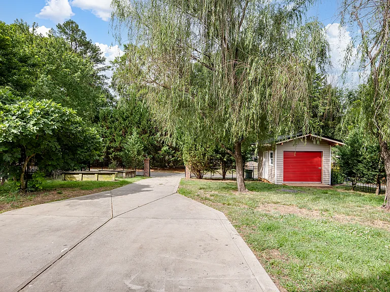 17047 Hugh Torance Pkwy — Photo 33