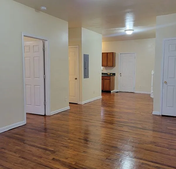 2069 Detroit Ave NW — Photo 3