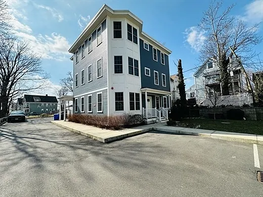 42 Olney St #2 — Photo 2