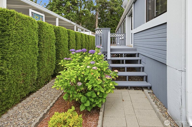 2nd image of 1427 100th Street SW #8