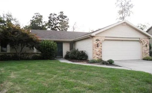 10905 Oak Wind Ct photo 1