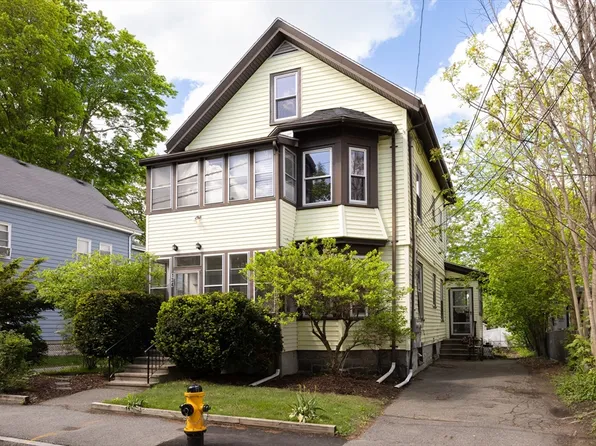 134 Brown St, Waltham, MA 02453