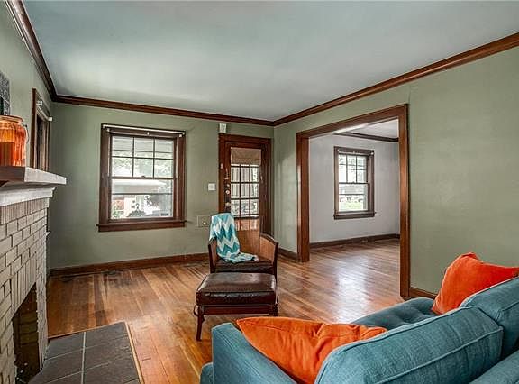 5th image of 4449 Francis St